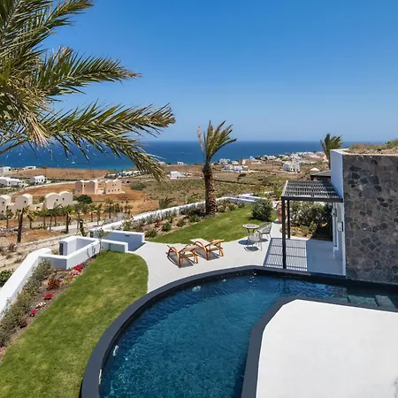 Palm Island * Imerovigli (Santorini)